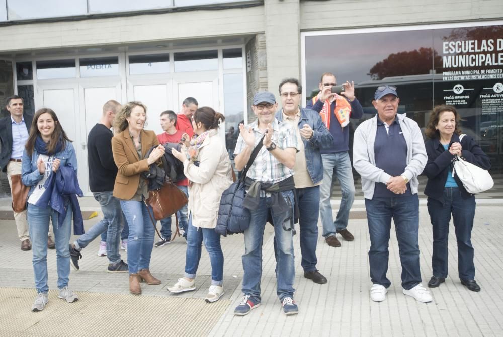 Llegada del Básquet Coruña a Riazor