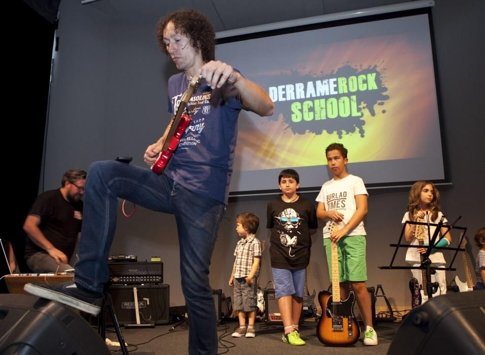 Clase magistral infantil organizada por el Derrame Rock