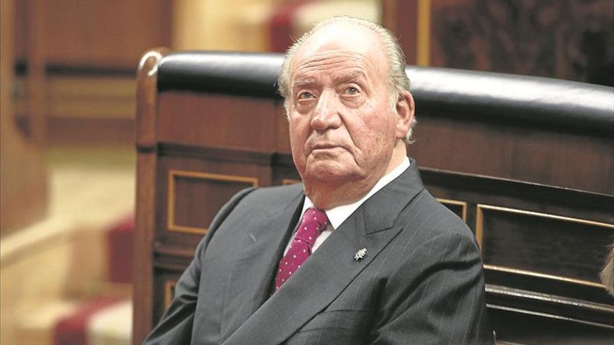 El PSOE libera a Juan Carlos de una comisión en el Congreso