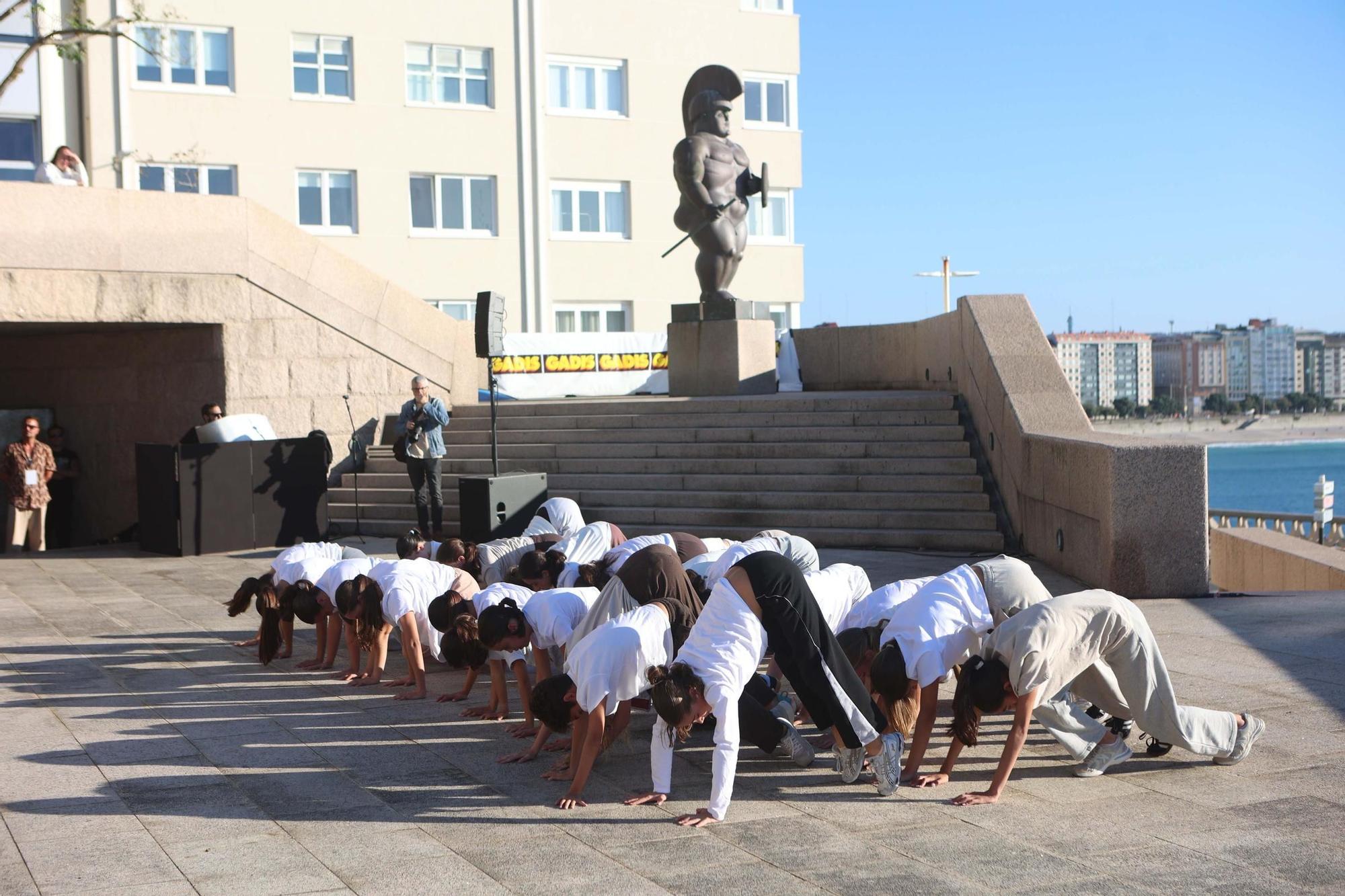 El festival de danza Quincegotas toma las calles de A Coruña