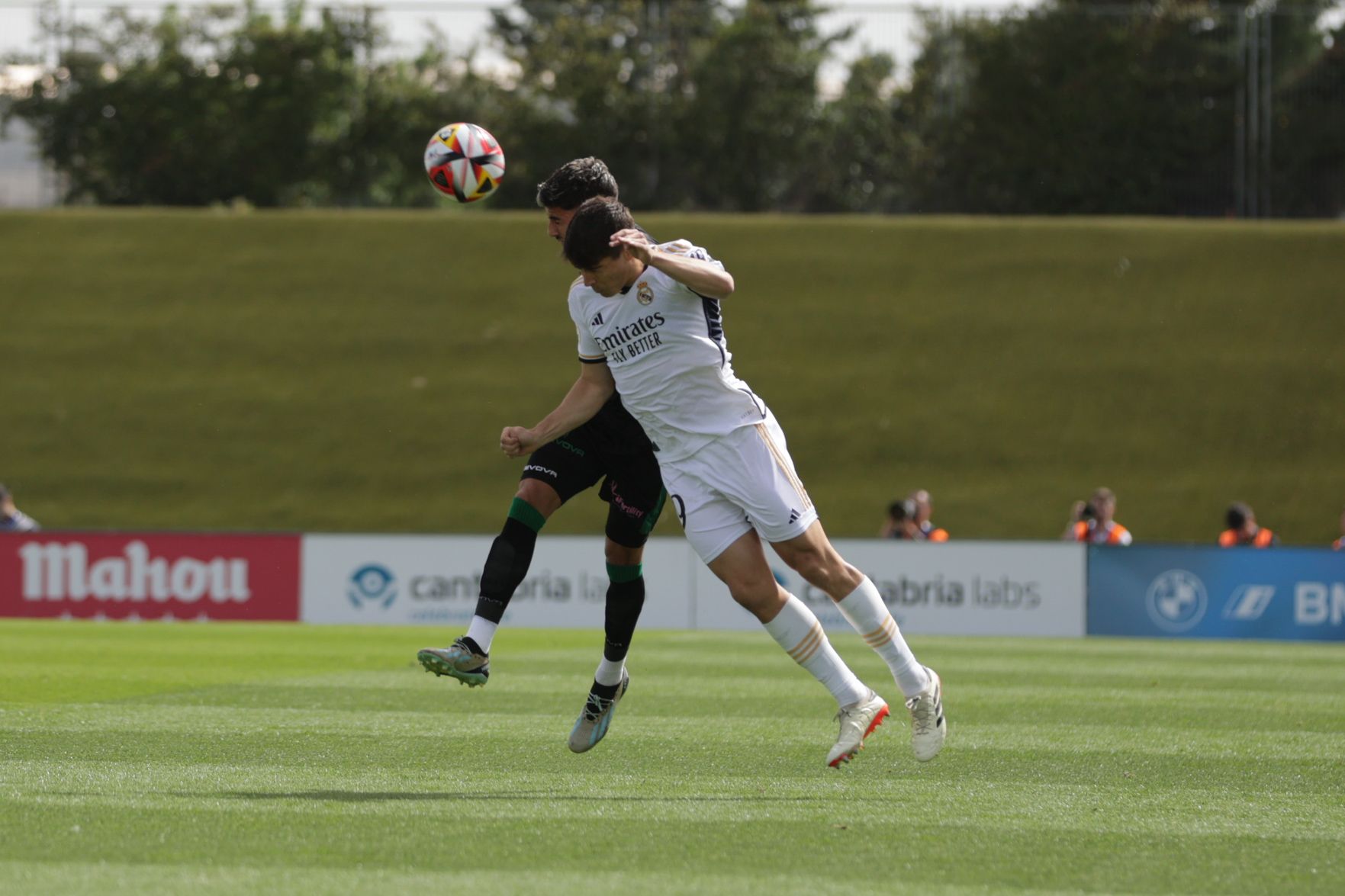 Real Madrid Castilla-Córdoba CF: las imágenes del partido en el Alfredo Di Stéfano