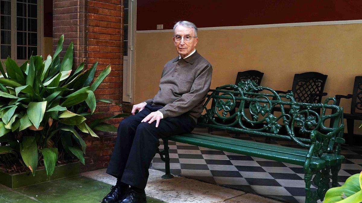 El sacerdote Ignacio Núñez de Castro, este lunes en la casa de los jesuitas de la calle Compañía, en el centro de Málaga.