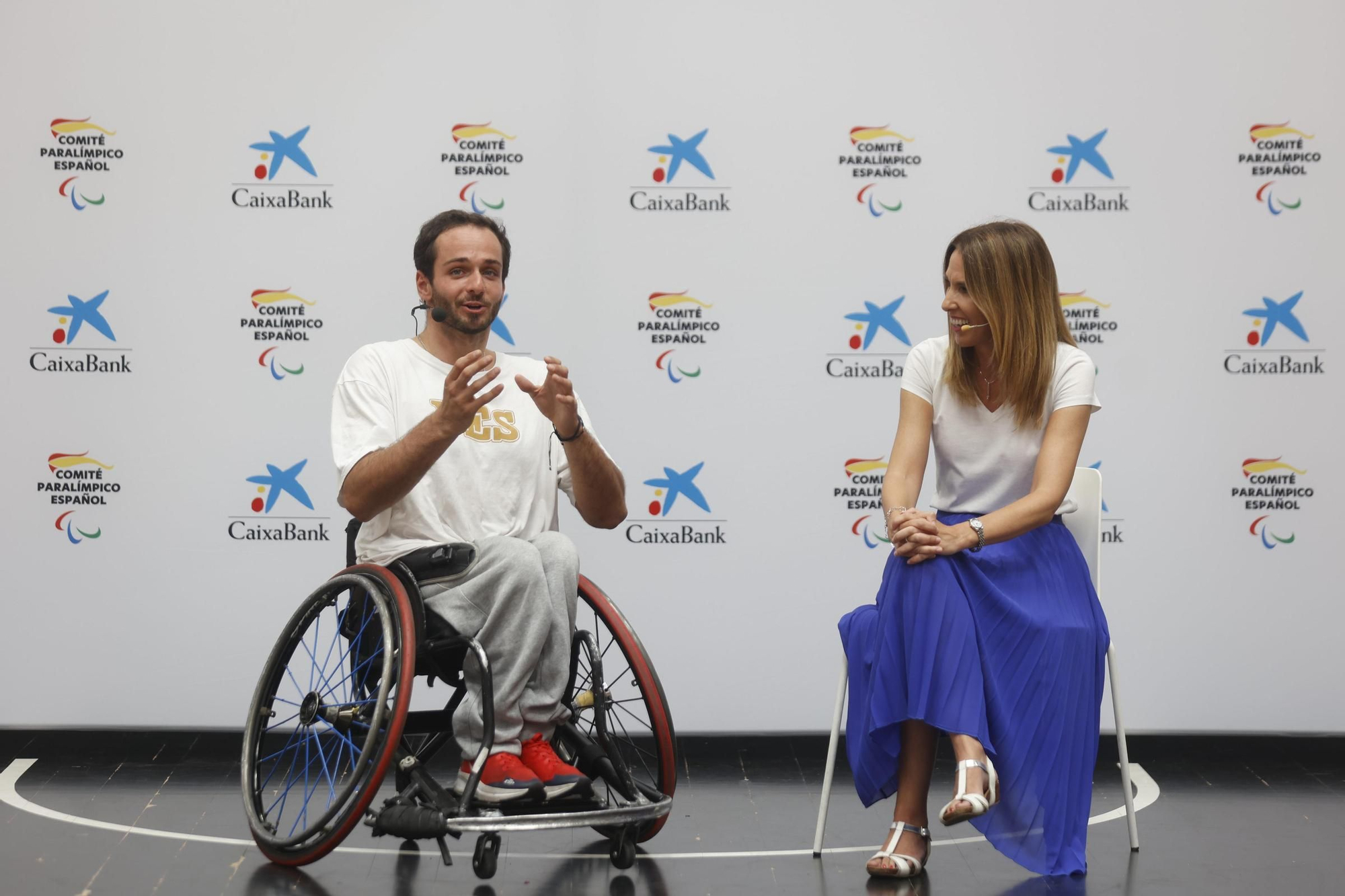 CaixaBank y el Valencia Basket acercan el deporte paralímpico a los más jóvenes