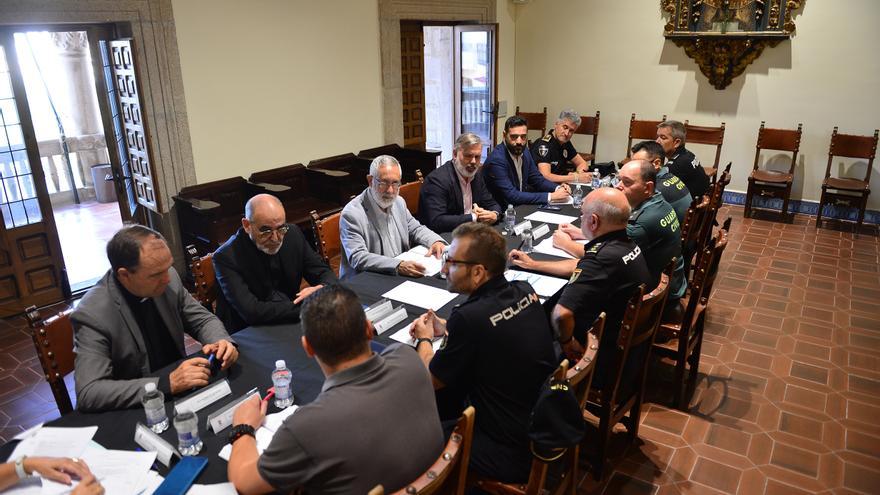 75 efectivos de las fuerzas de seguridad controlarán la ordenación del nuevo obispo de Plasencia