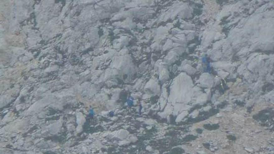 Fallece un montañero mierense de 28 años al despeñarse en los Picos