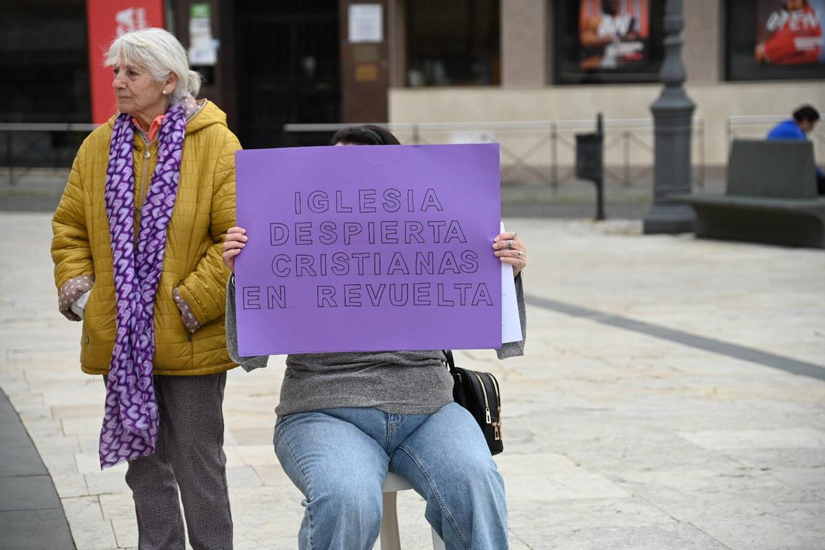 Uno de los carteles que han portado las mujeres en el encuentro.