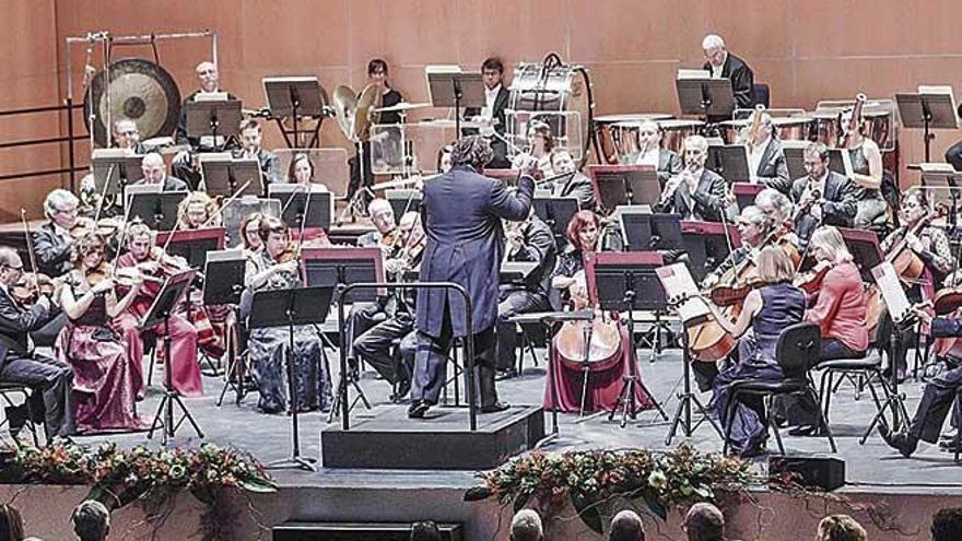 Concierto de Año Nuevo  de sa Simfònica en el Palau de Congressos