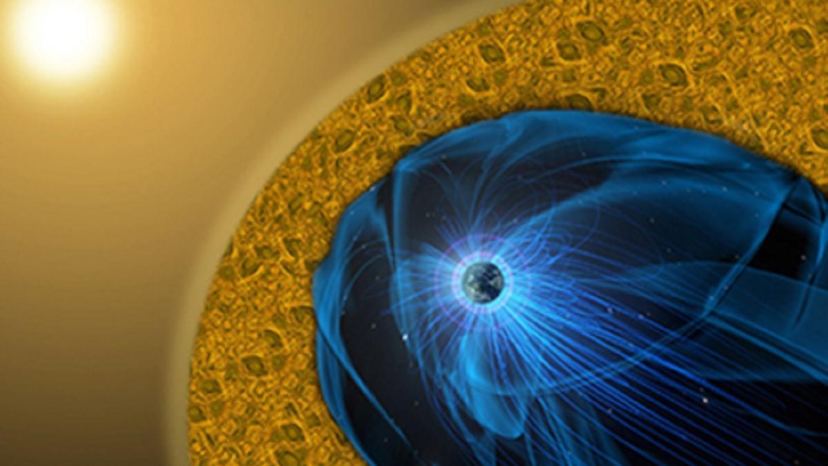 El planeta está rodeado por la magnetosfera, que se muestra aquí en azul. A medida que las partículas cargadas del Sol fluyen alrededor de la magnetosfera de la Tierra, se forma la magnetoenvoltura, que se muestra en amarillo. En ocasiones, las barreras protectoras pueden fallar y exponer a nuestro planeta a los efectos nocivos del clima espacial.