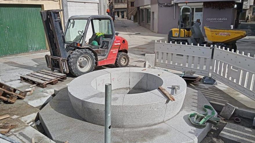 Obras de la fuente de la Praza da Estrela. |  Santos Álvarez