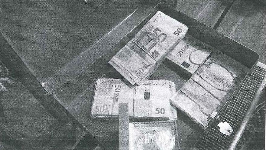 El dinero encontrado en casa de Villa.