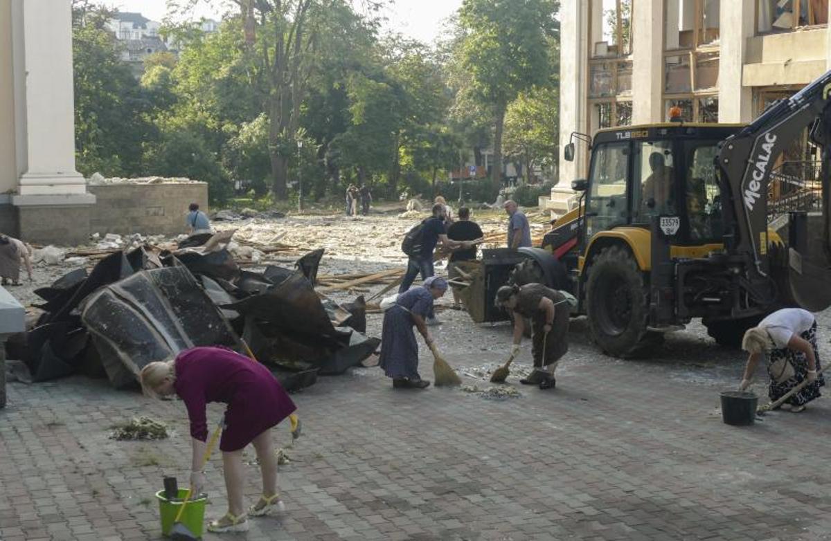 Imagenes de la destrucción histórica de Odesa, Ucrania tras el ataque ruso