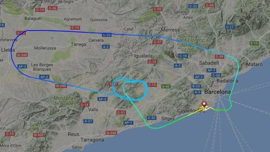 El vuelo Barcelona-Vigo que ayer regresó al El Prat.