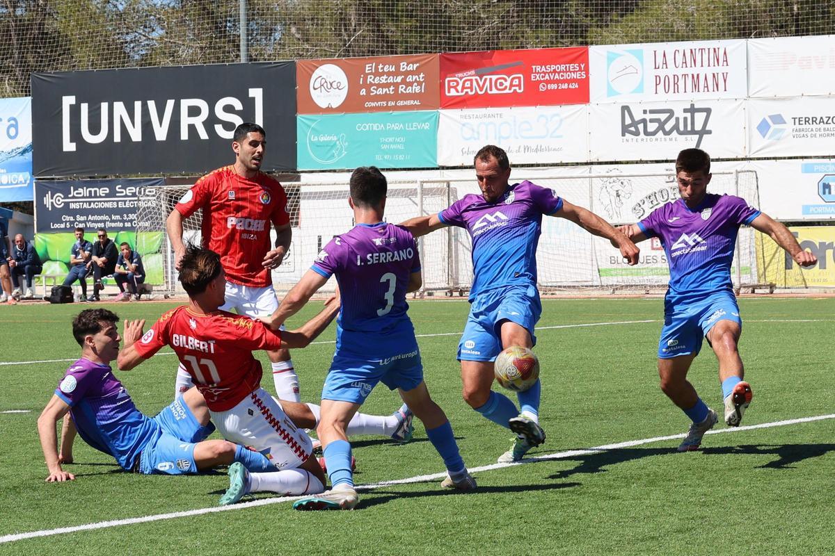 Partido entre el Ibiza y el Baleares.