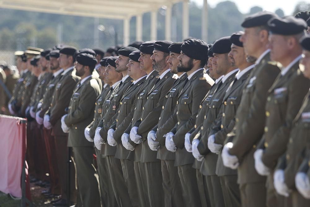 El general Ignacio Olazábal recibe el mando de la BRI X