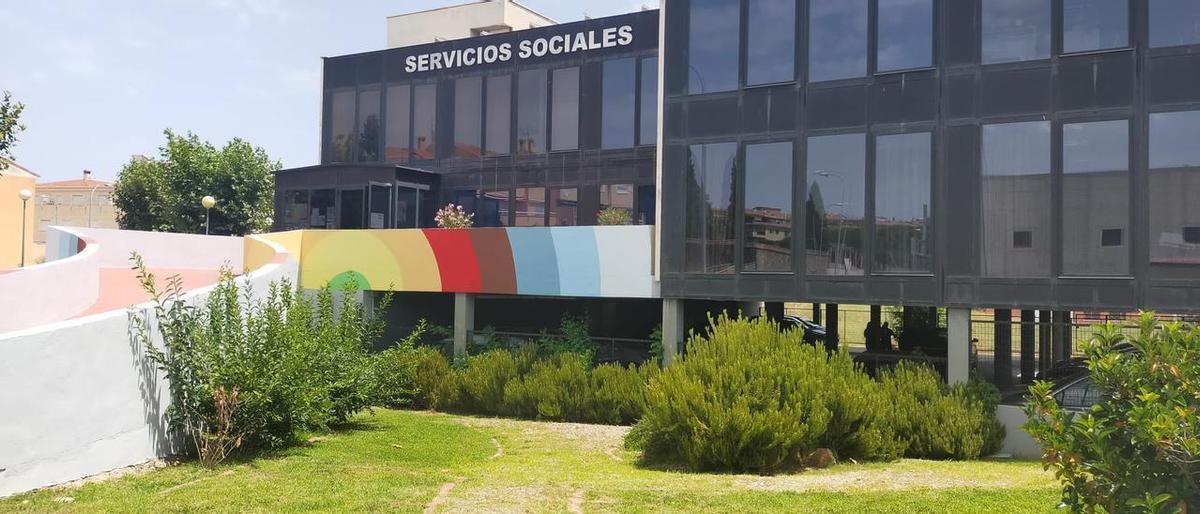 Edificio de Servicios Sociales de Plasencia, donde se encuentra la oficina de migrantes.