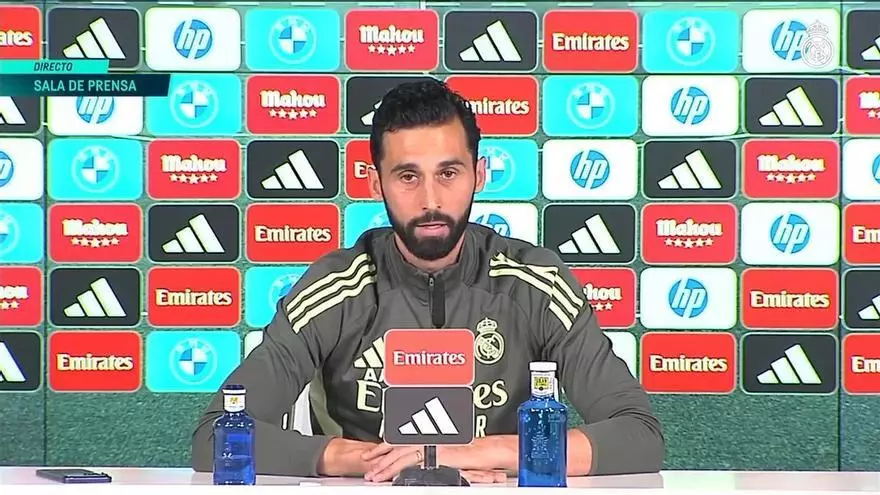 Arbeloa, sobre el topo: "No trabajo en la CIA. Que se filtren cosas del vestuario es una traición al Real Madrid"