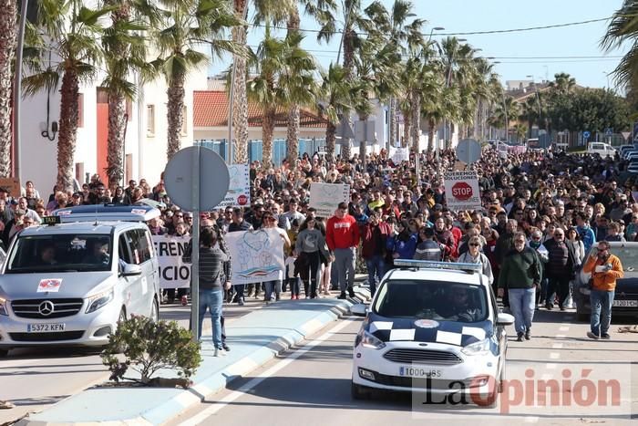 Los Alcázares se echa a la calle para exigir soluciones a las inundaciones