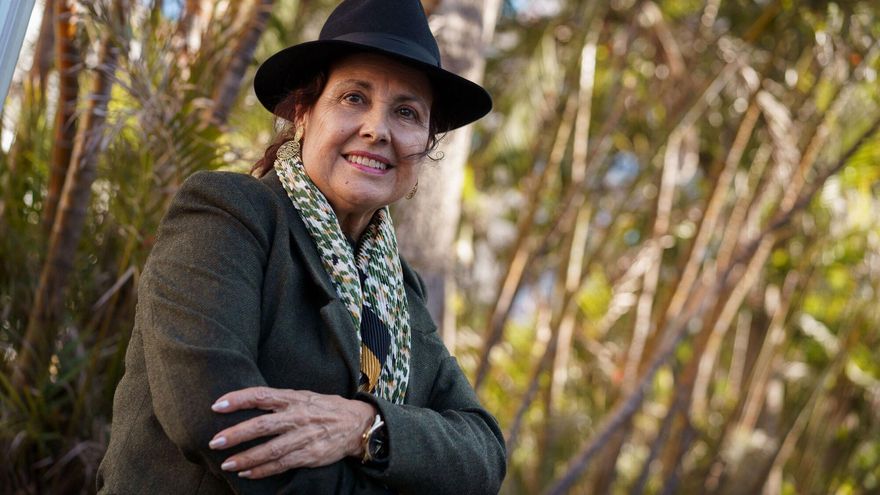 Pioneering Educators: Ignacia Oramas and María del Castillo in the Canary Islands