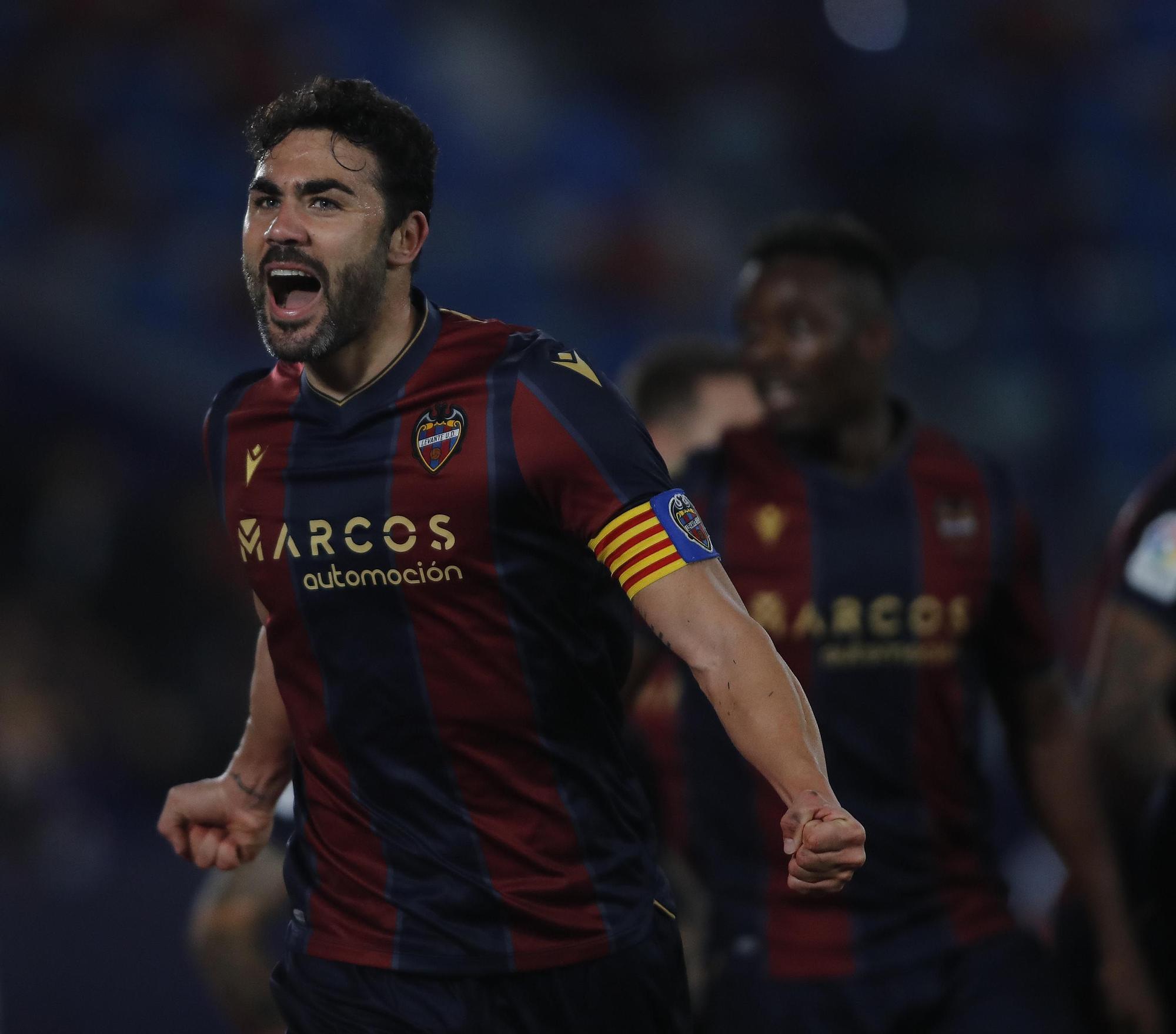 El Levante UD gana por la mínima al Málaga en el Ciutat