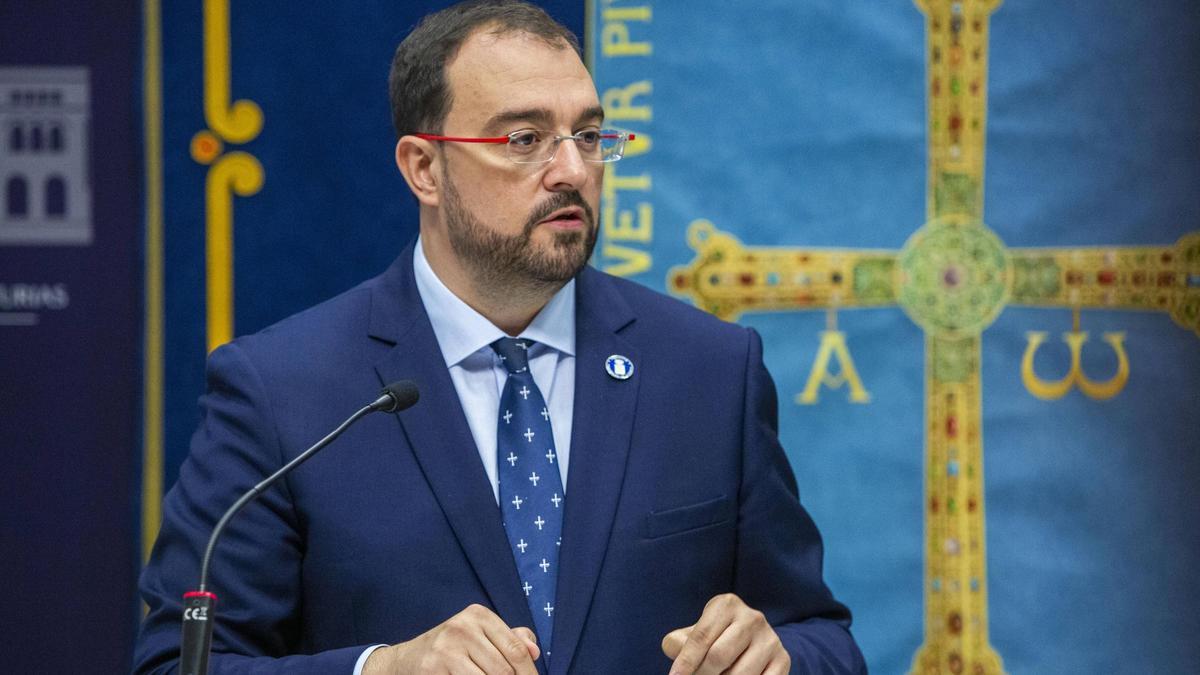 Adrián Barbón