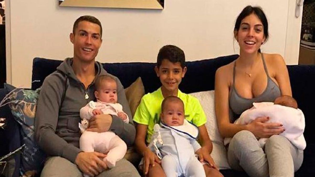 Cristiano Ronaldo y Georgina revelan el sexo de sus dos próximos hijos de esta forma