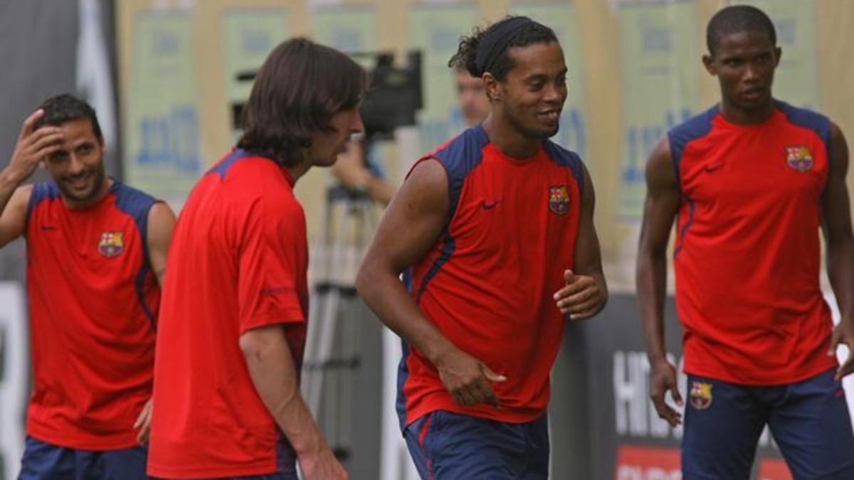 Messi, entre Giuly, Ronaldinho y Eto'o