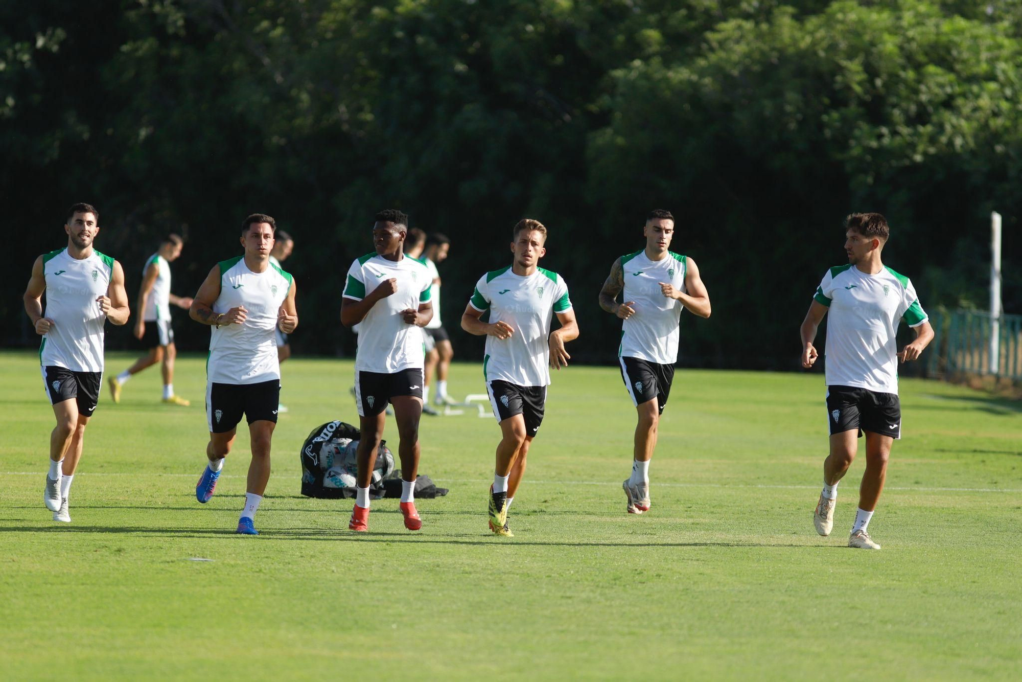 El primer entrenamiento de la pretemporada del Córdoba CF, en imágenes