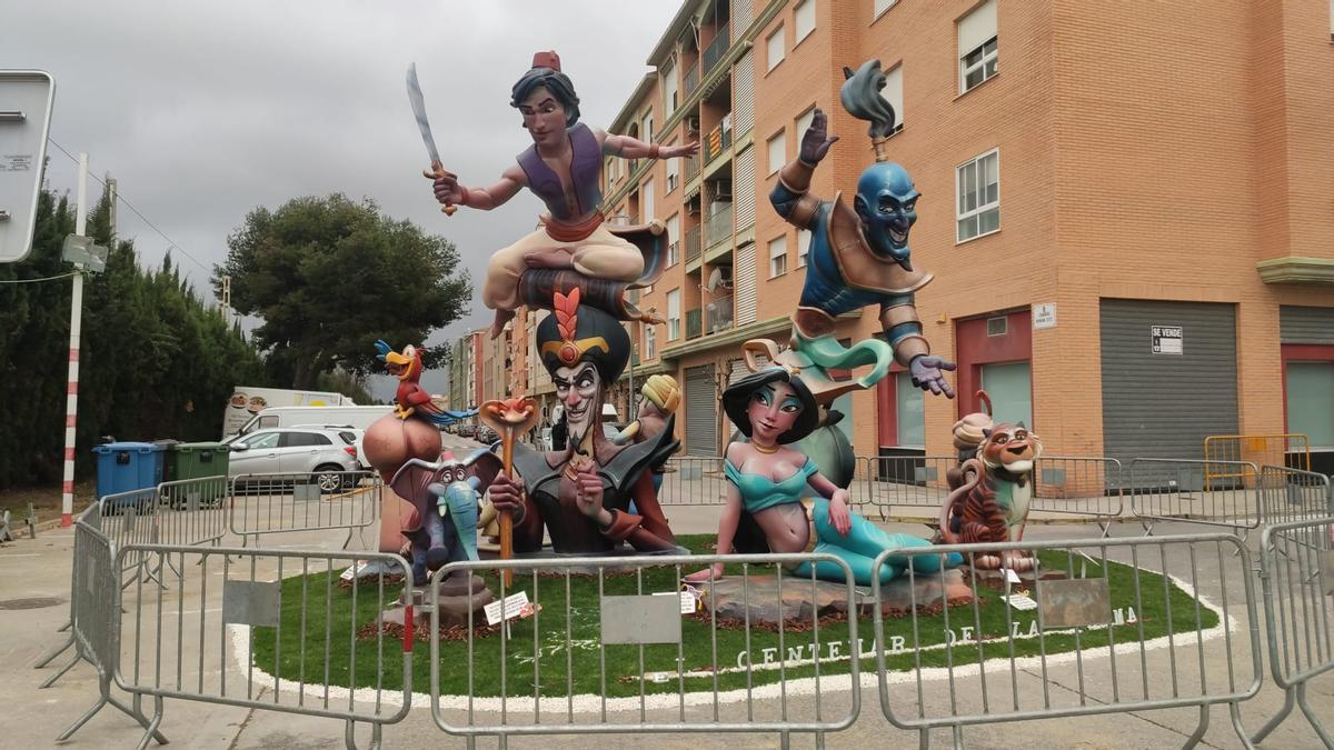 Monumento plantado en Centenar de la Ploma de Catarroja.