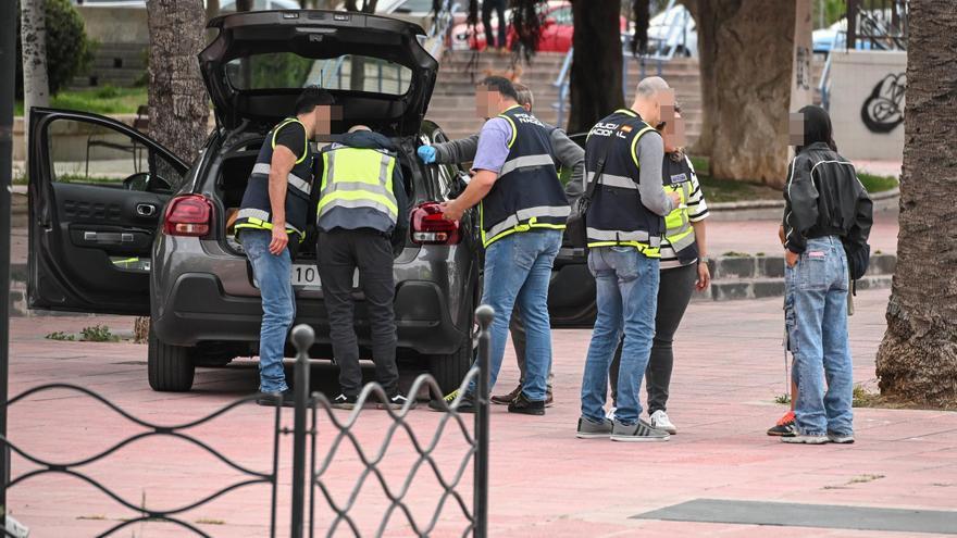Una reyerta en las inmediaciones del Hospital General de Alicante se salda con un muerto y un herido
