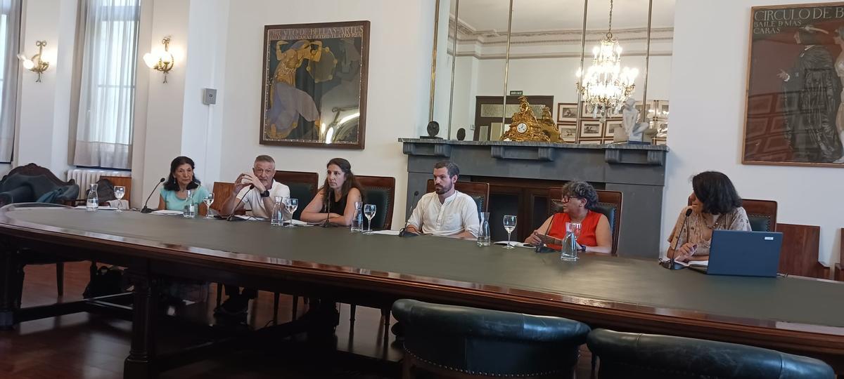 Momento de la rueda de prensa de esta mañana.