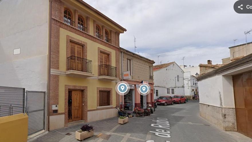 El hombre abrasado anoche por su mujer en Valencia presenta quemaduras de segundo grado en el 90% de su cuerpo