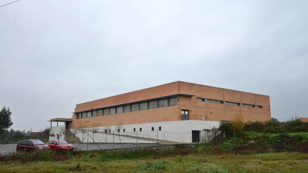 Exterior del pabellón de Vilalonga (Sanxenxo) donde ocurrieron los fatídicos hechos.