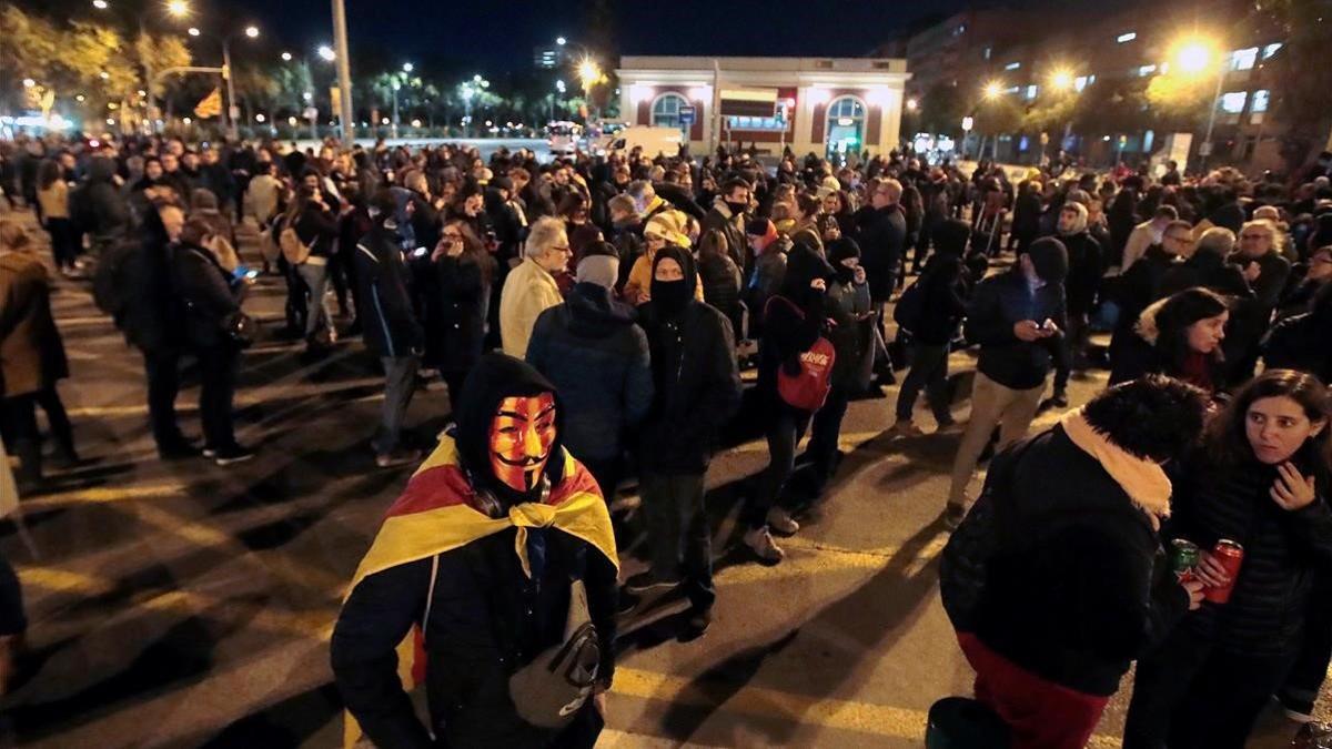 Los cortes de CDR en la Meridiana de Barcelona cumplen un mes