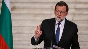 El presidente del Gobierno, Mariano Rajoy, en la rueda de prensa que ha ofrecido este martes desde Sofía, en Bulgaria. 