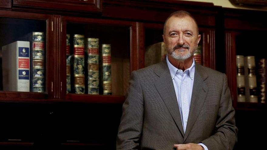 Pérez-Reverte desvelará los secretos de &#039;Sabotaje&#039; en el Club Diario de Mallorca