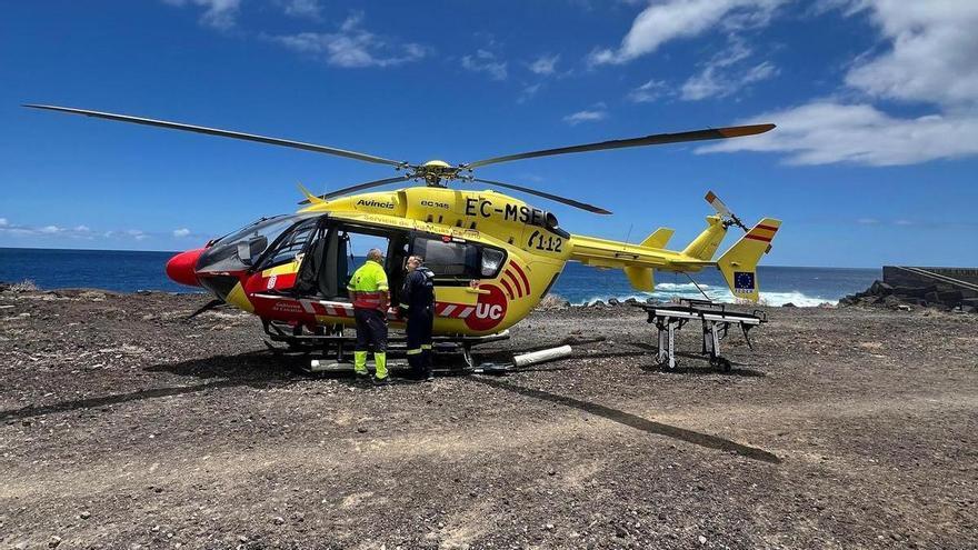 Trasladan a Tenerife desde El Hierro a un buceador con enfermedad descompresiva