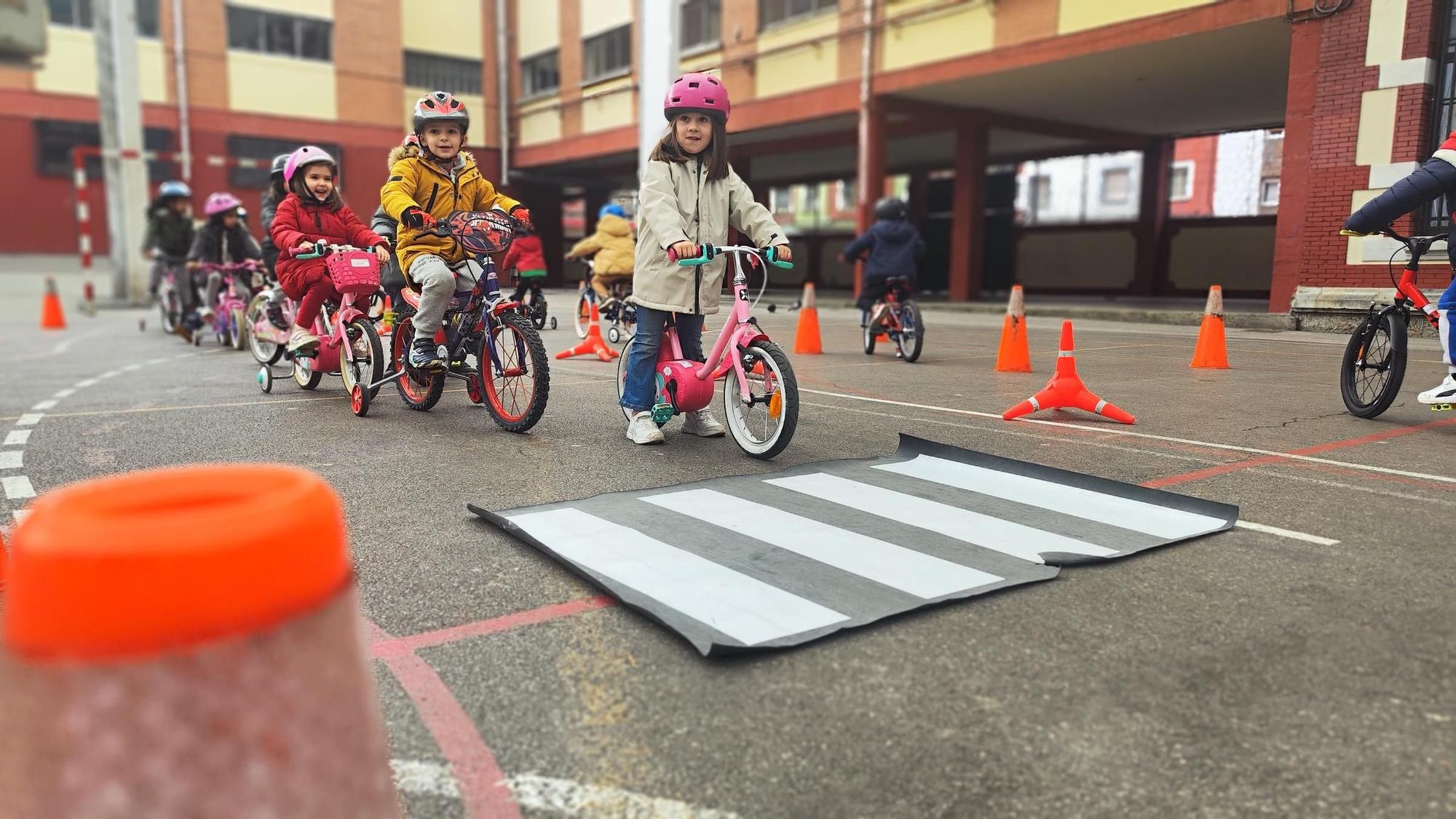 Los niños de Liceo se apuntan a la Seguridad Vial