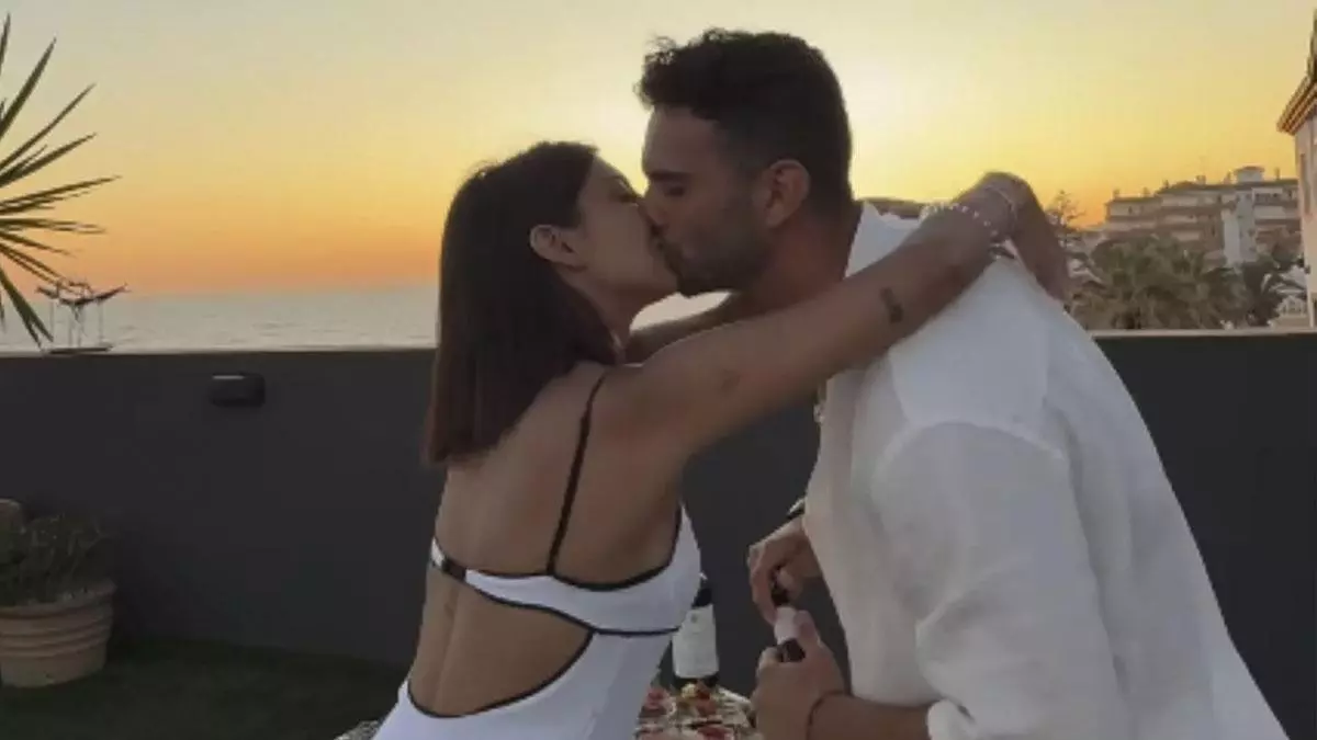 Marieta y Suso Álvarez anuncian su compromiso tras un año de relación: "Por supuesto que sí"