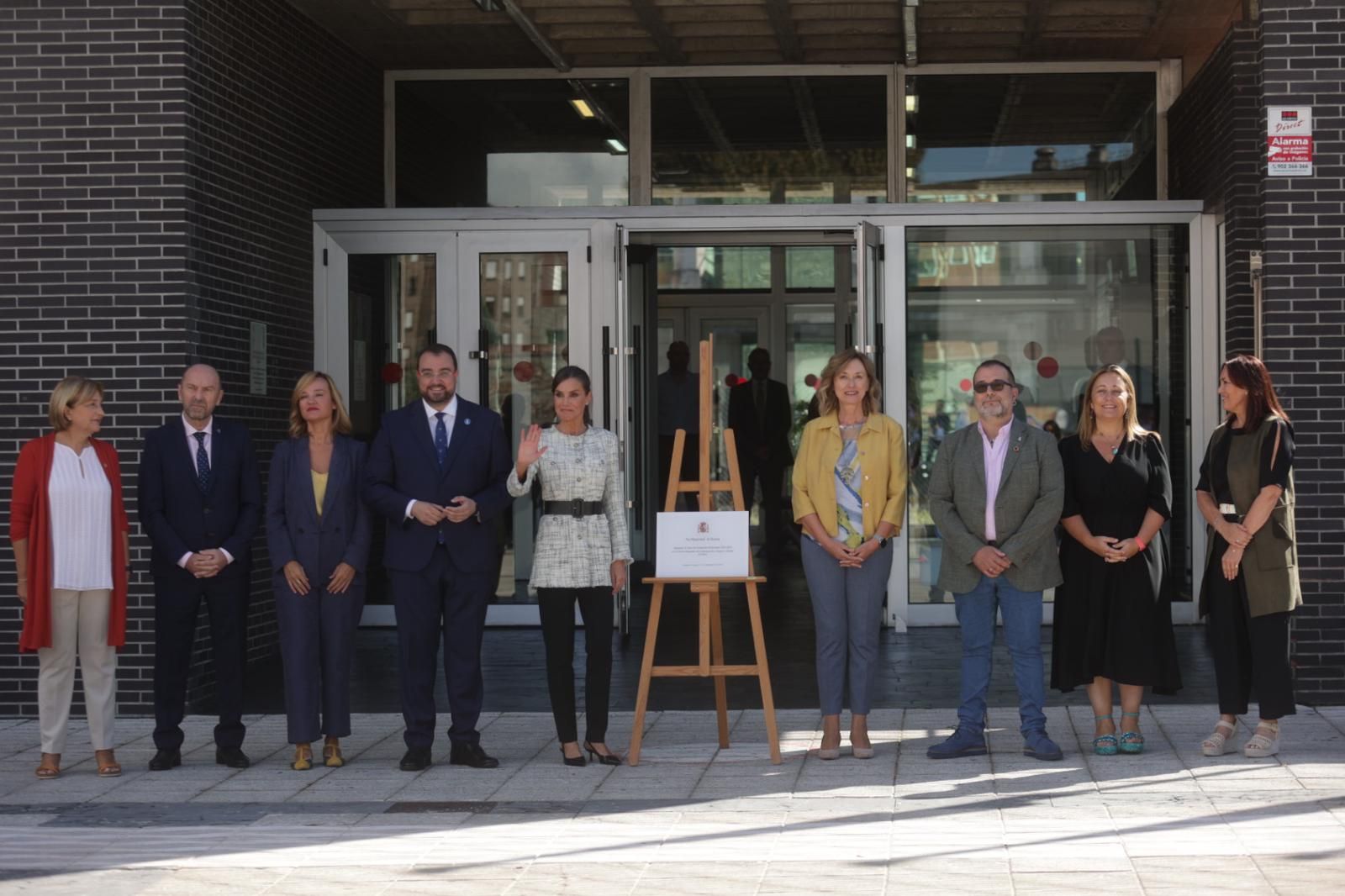 La Reina Letizia inaugura el curso de FP en el Cislan de Langreo