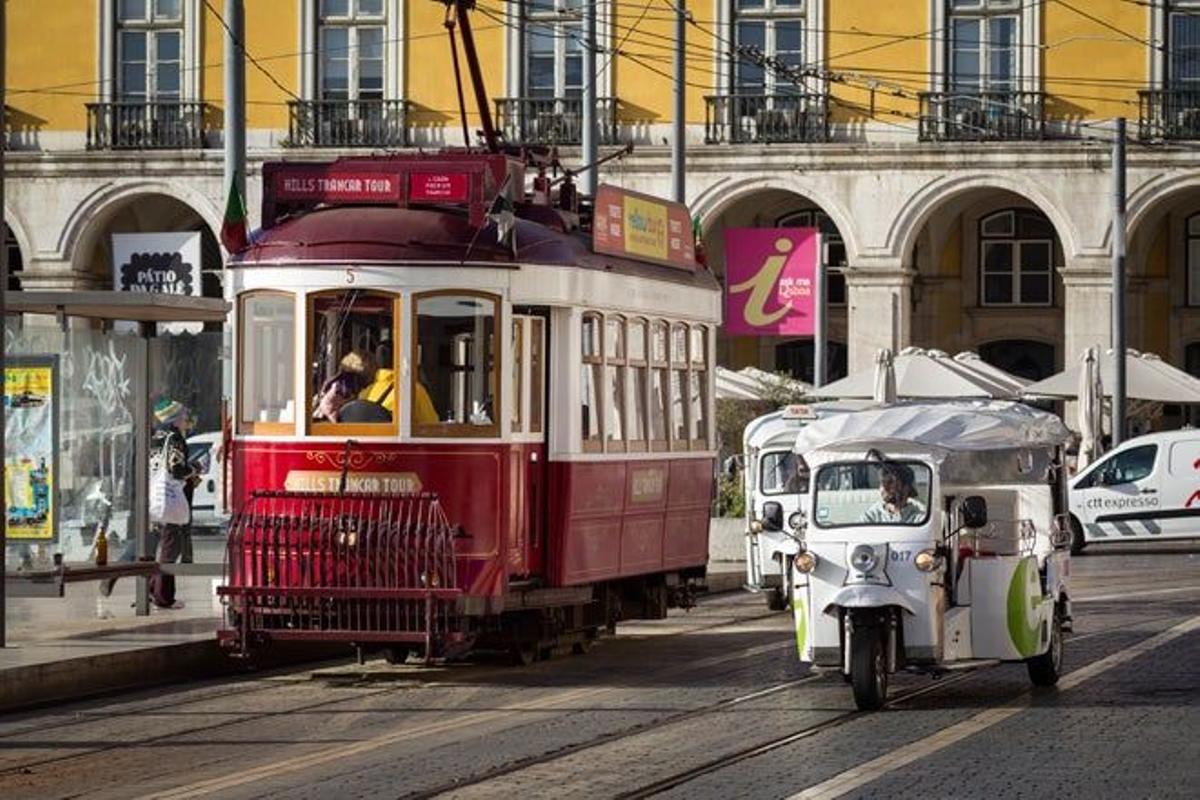 tranvías que recorren el casco histórico de Lisboa