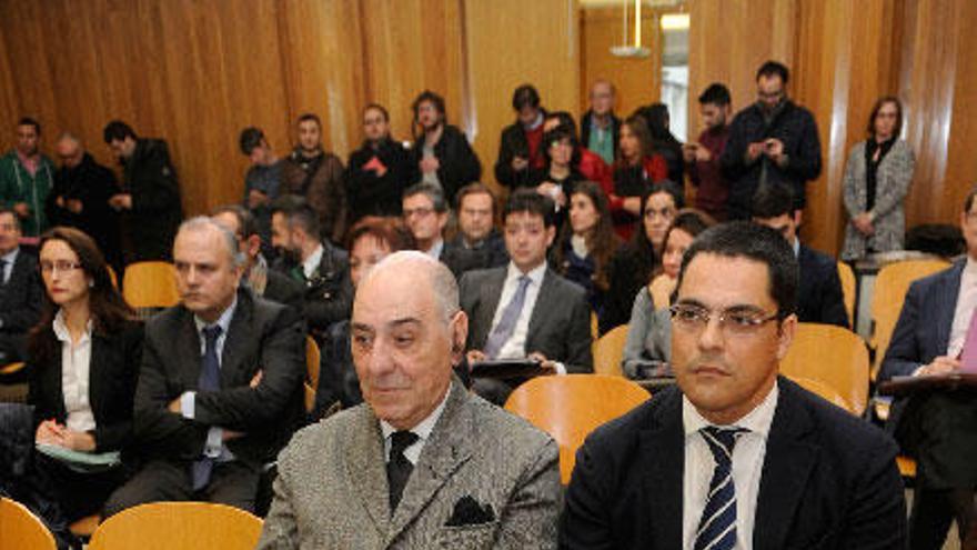 Conchado junto a Miguel Taboada en la Audiencia Provincial.