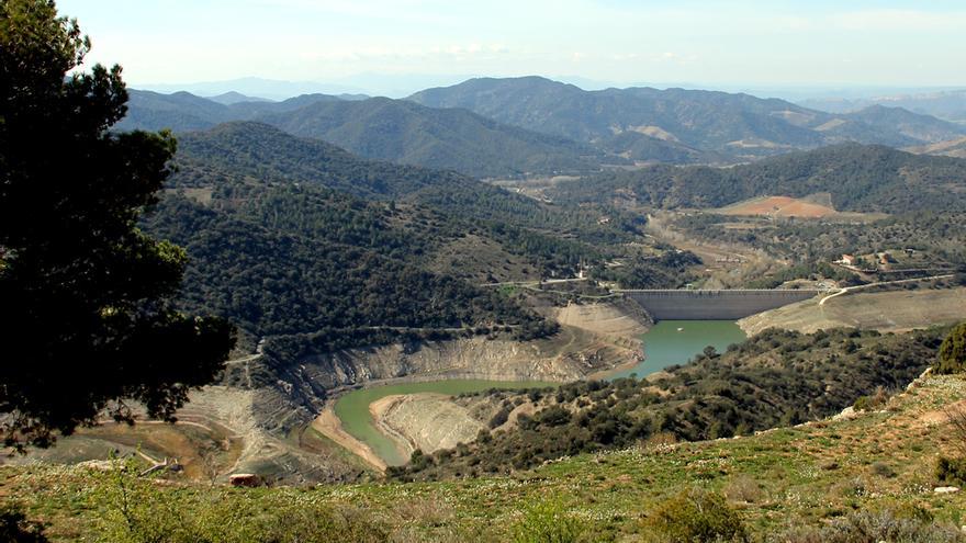 Pantà de Siurana molt buit, Priorat