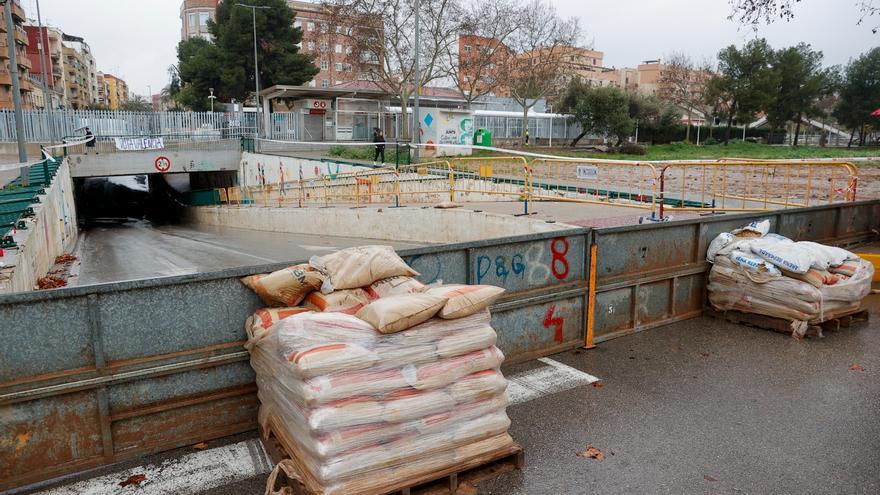 Las lluvias dejan ya clases suspendidas, carreteras y barrancos cortados, con el primer Es-Alert para Castellón