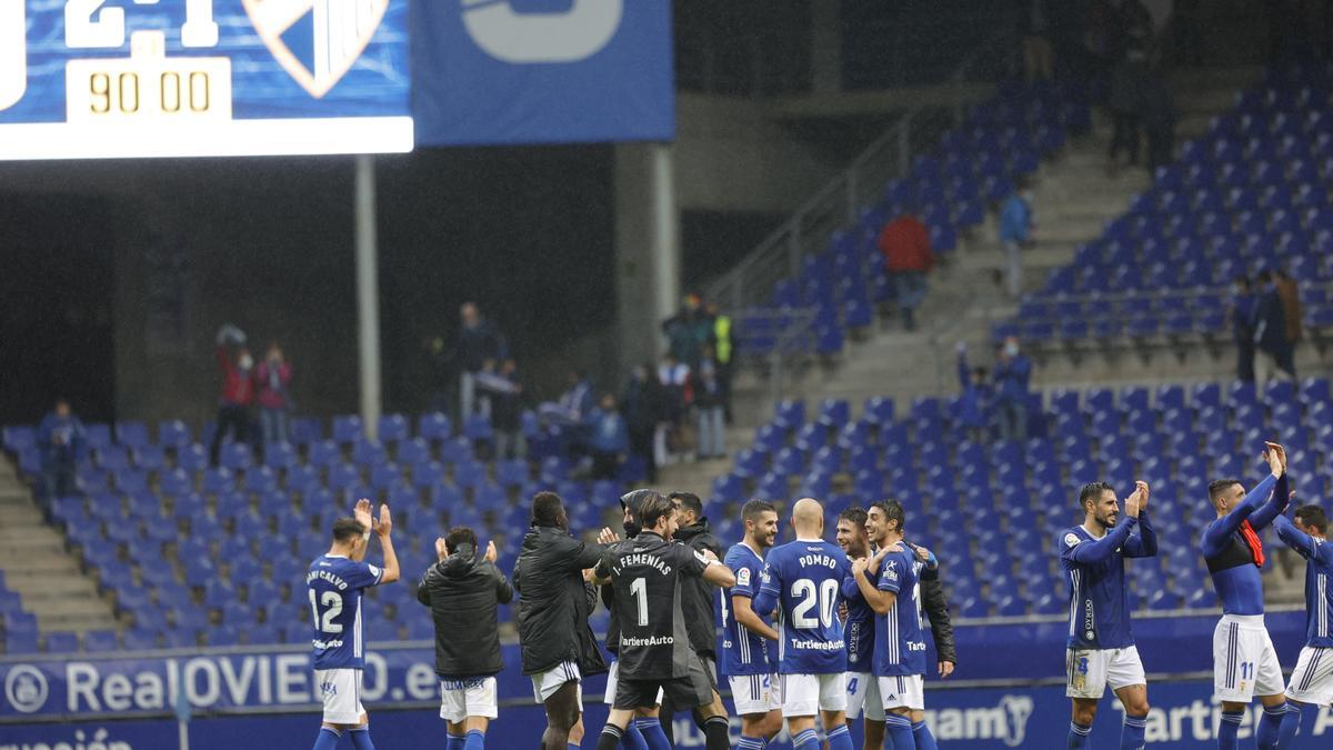 El partido del Oviedo, en imágenes