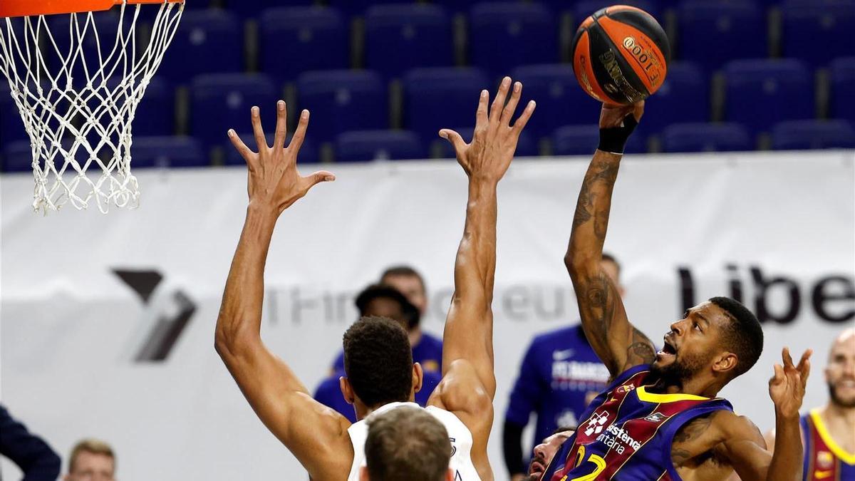 Higgins emerge ante Tavares en el reciente clásico liguero