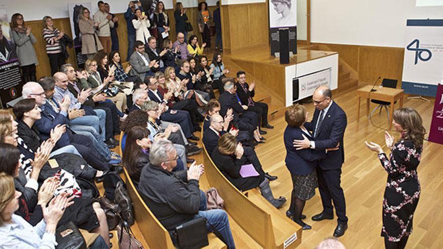 Imagen del acto institucional del año pasado con motivo del 8 de Marzo en la Universidad de Alicante, con entrega del Premio Igualdad 2019 a Rosa Ballester.