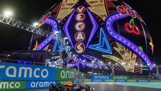 GP de Las Vegas 2025 de F1: horarios y dónde ver por TV y en directo los libres, la clasificación y la carrera con Alonso y Sainz