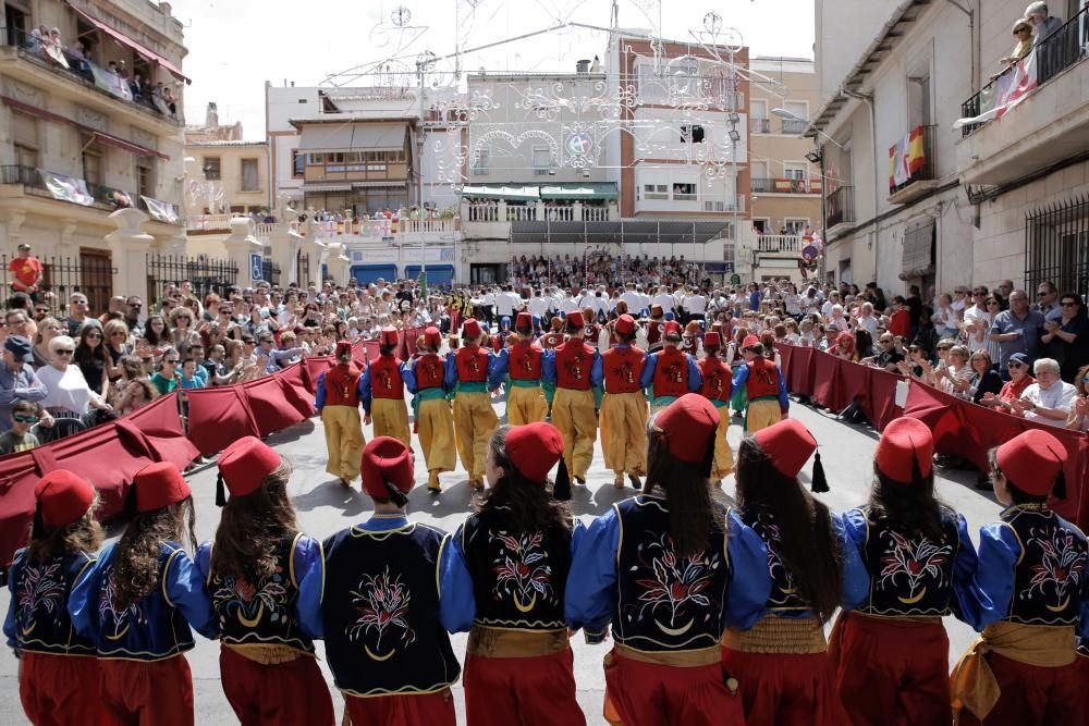 Desfile infantil de los Moros y Cristianos de Petrer