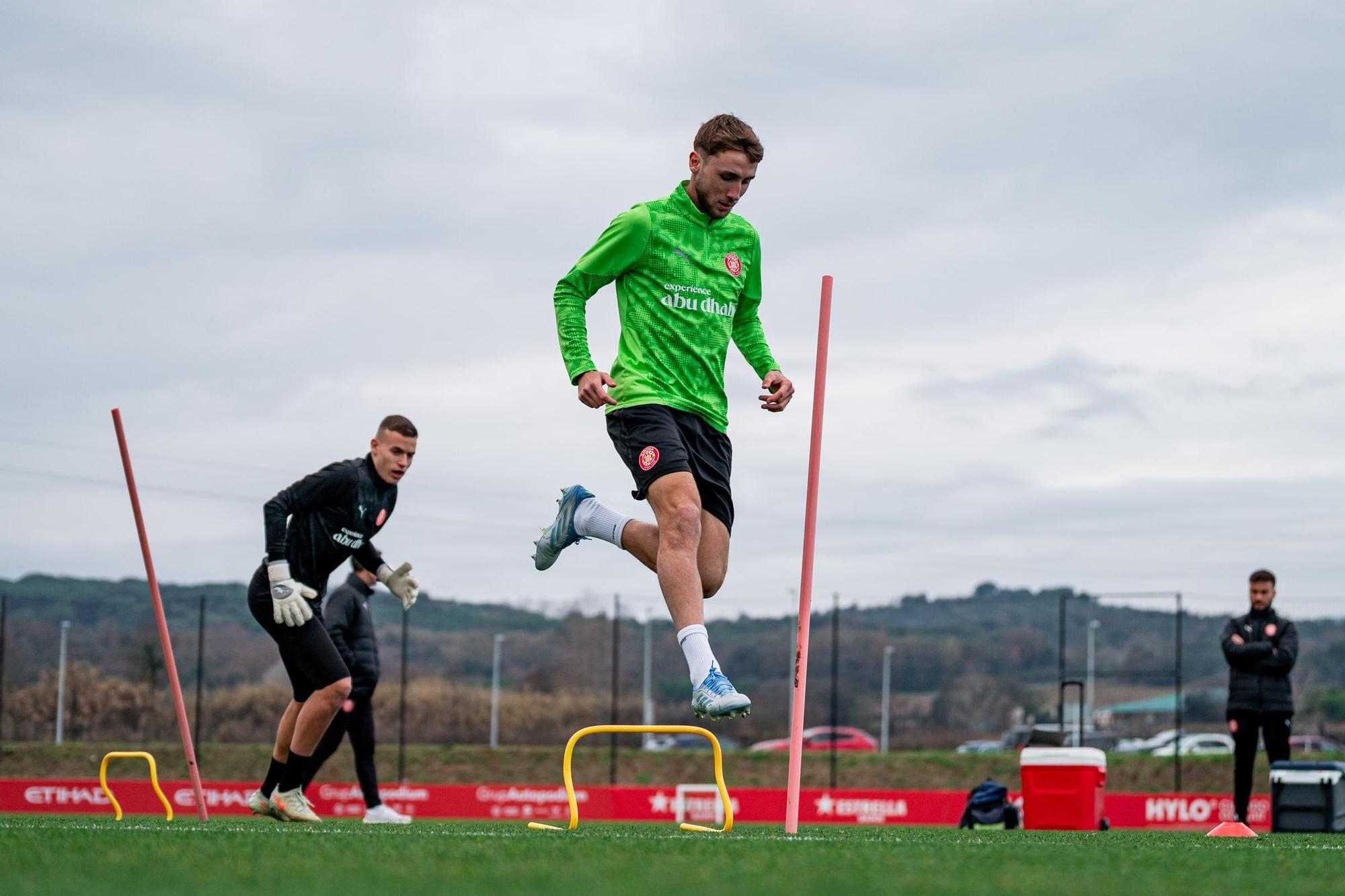 The images of Girona's return to training