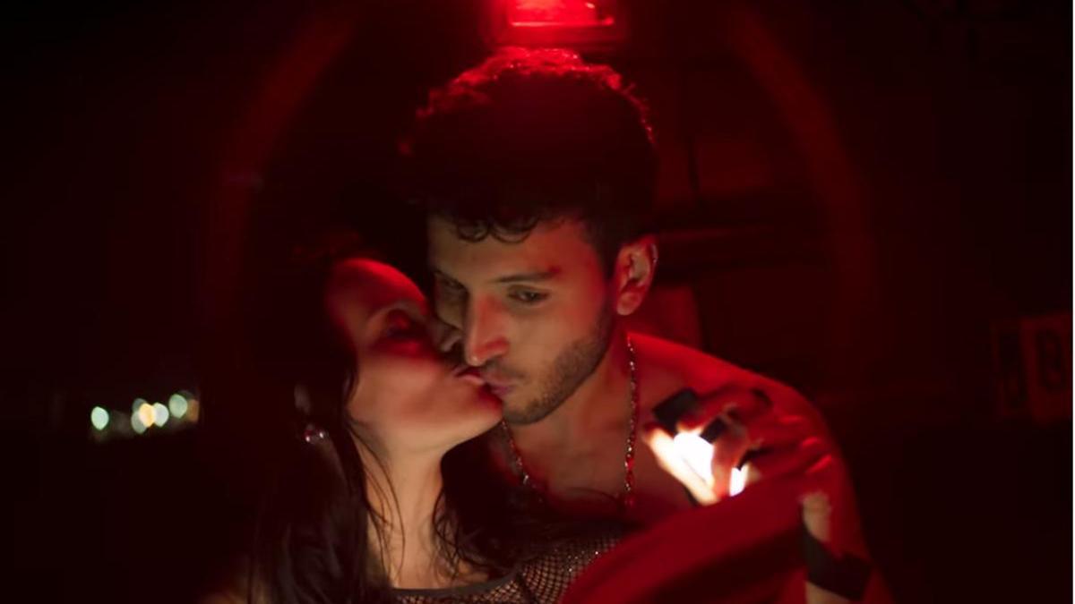 Sebastián y Yatra y Milena Smit, muy cómplices en el último lanzamiento del cantante colombiano